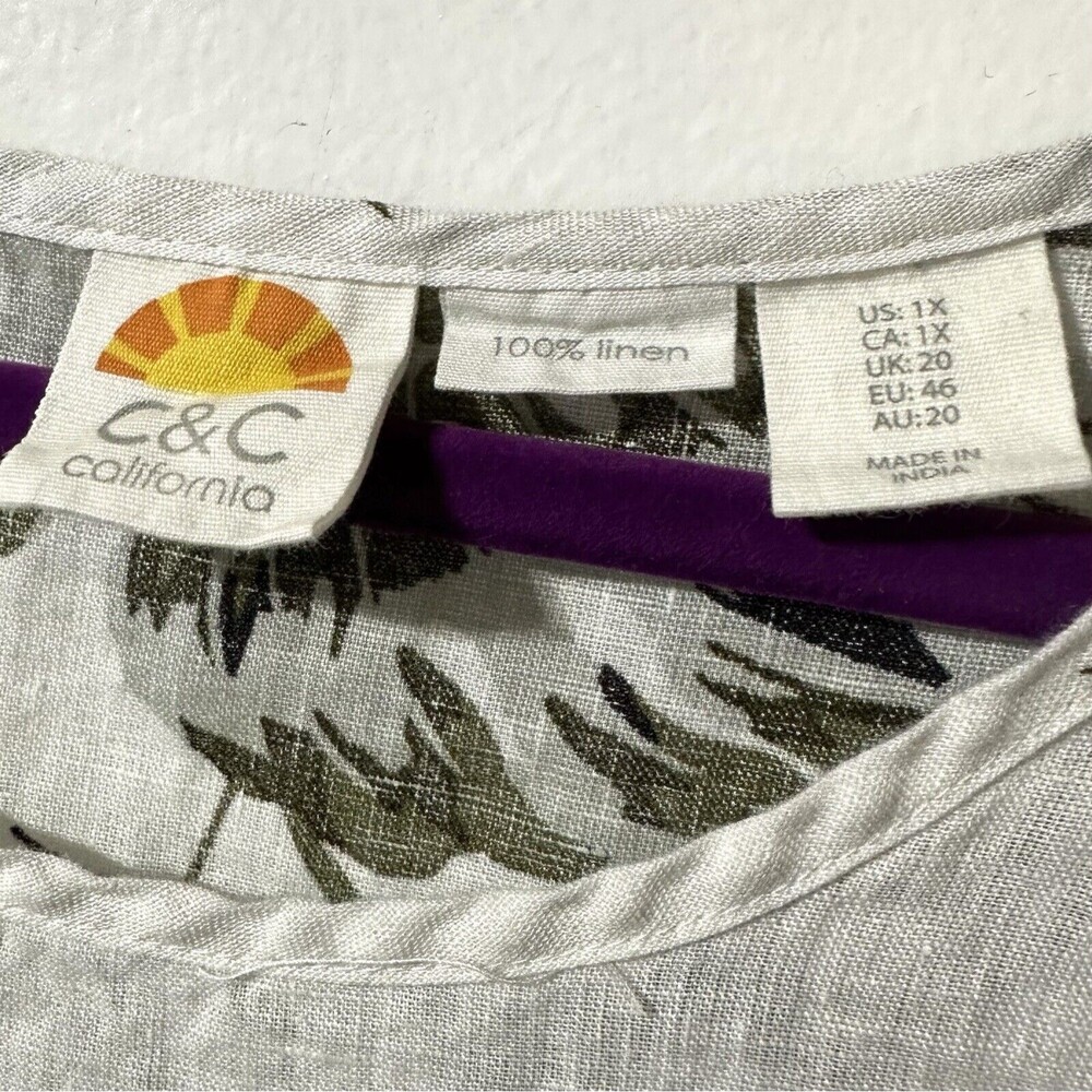 C&C California Women’s 100% Linen Top Size 1X Printed  Short Sleeve Blouse NWT - Picture 2 of 5